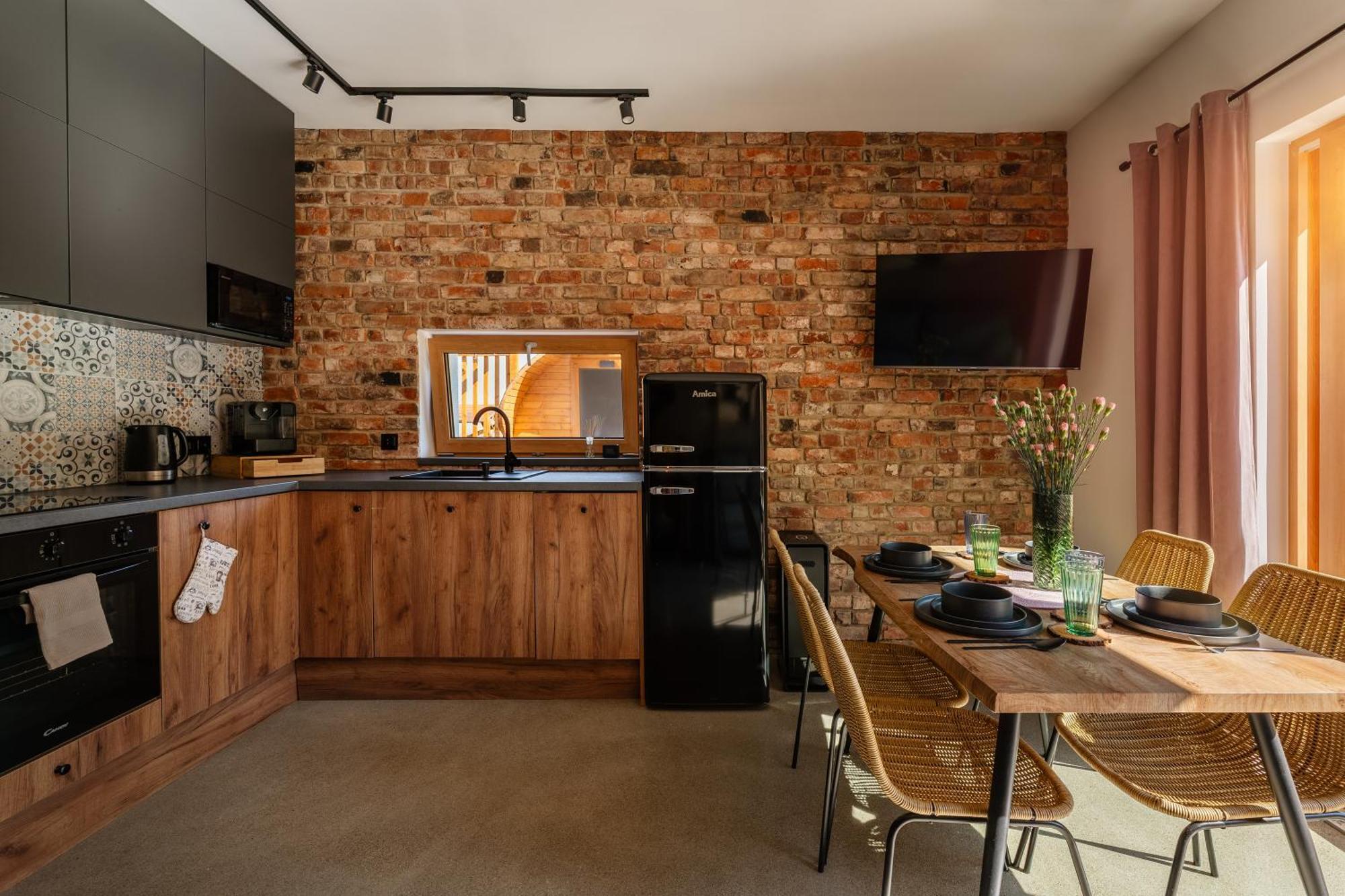 Apartament Pod Wzgorzem Z Sauna, Jacuzzi I Basenem Kudowa Zdroj Exterior photo