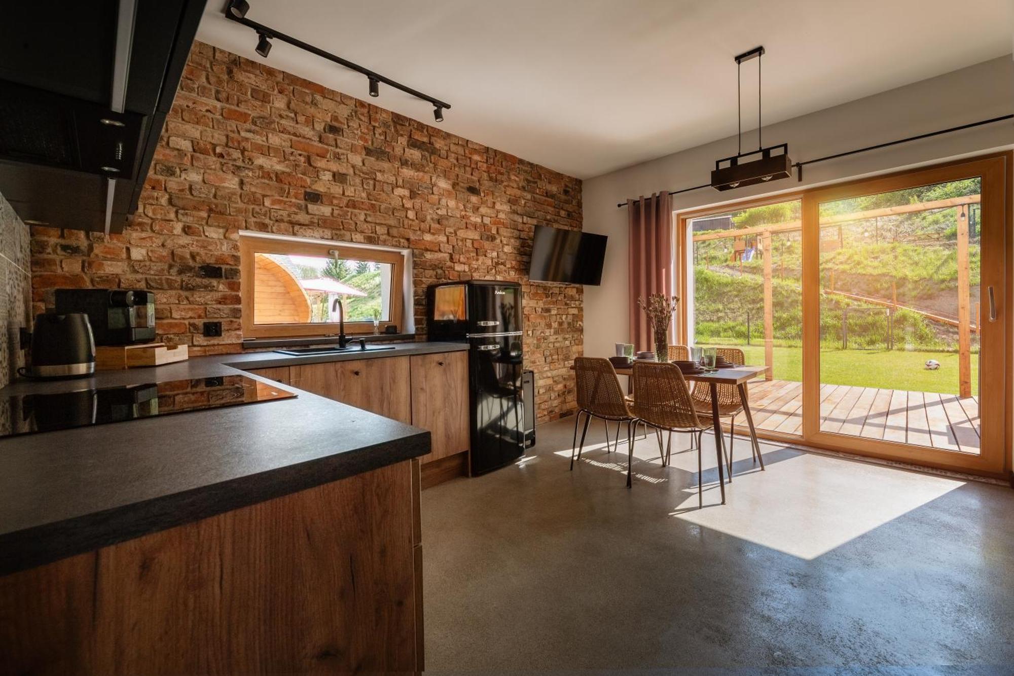Apartament Pod Wzgorzem Z Sauna, Jacuzzi I Basenem Kudowa Zdroj Exterior photo